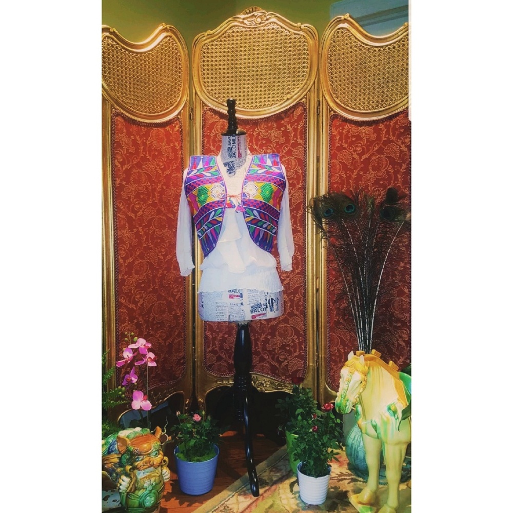 🇮🇳 Koti Banjara vest with tribal designs.